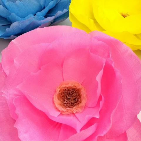 Бумажный цветок для оформления "Ева" pink